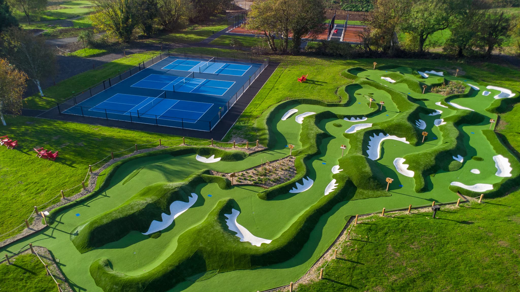 view of mini golf and padel